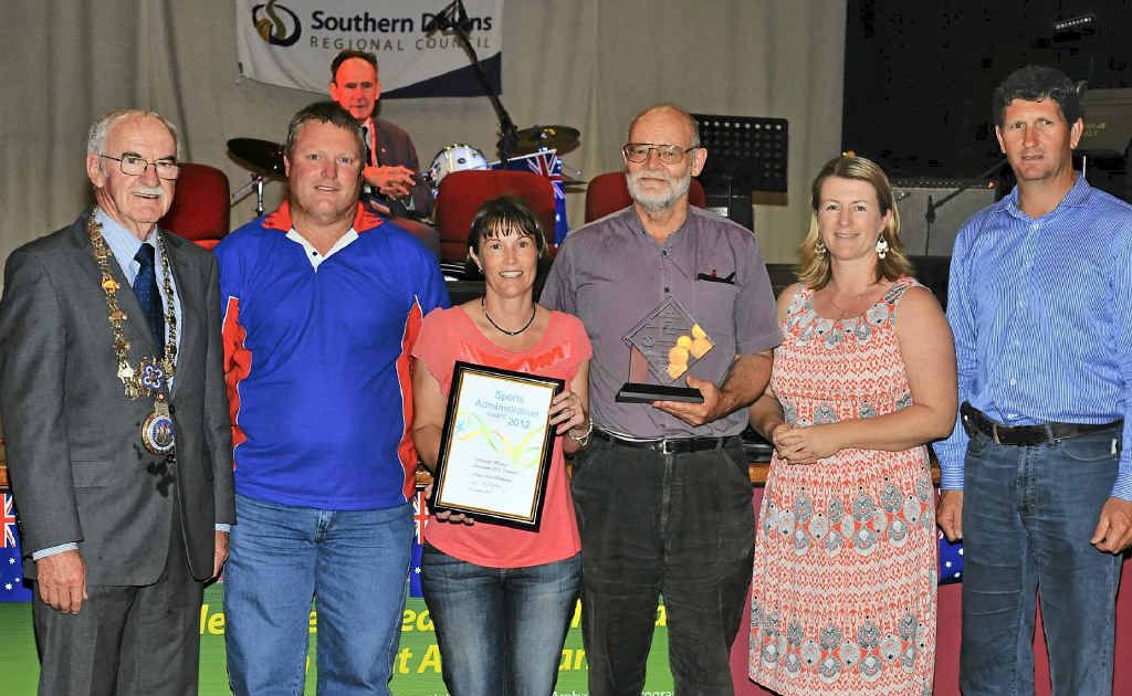 Southern Downs mayor Ron Bellingham, Warwick Hockey Association members Phil Rolfe, Michelle Eastwell, Peter Pickering and Janine Crawford and Member for Southern Downs Lawrence Springborg. Southern Downs mayor Ron Bellingham, Warwick Hockey Association members Phil Rolfe, Michelle Eastwell, Peter Pickering and Janine Crawford and Member for Southern Downs Lawrence Springborg.